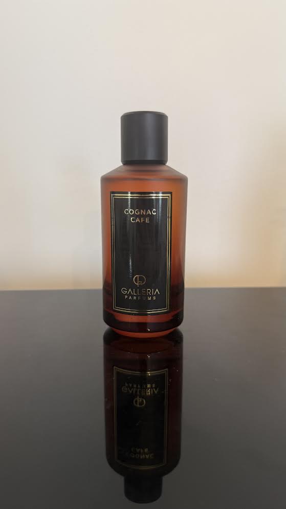 Galleria Parfums Cognac Cafe